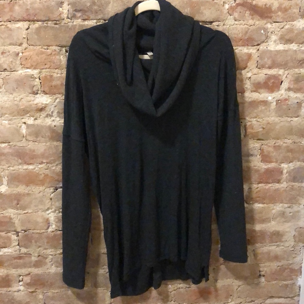 Dark Grey Sweater Tunic w. Drooping Turtle Neck